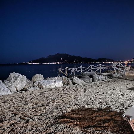 Point Ephemere Beachfront Apartments Zakynthos Town Ngoại thất bức ảnh