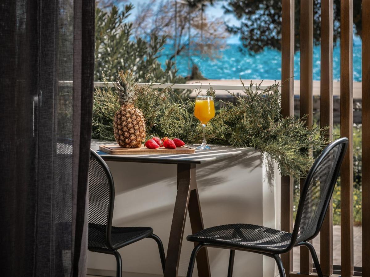 Point Ephemere Beachfront Apartments Zakynthos Town Ngoại thất bức ảnh