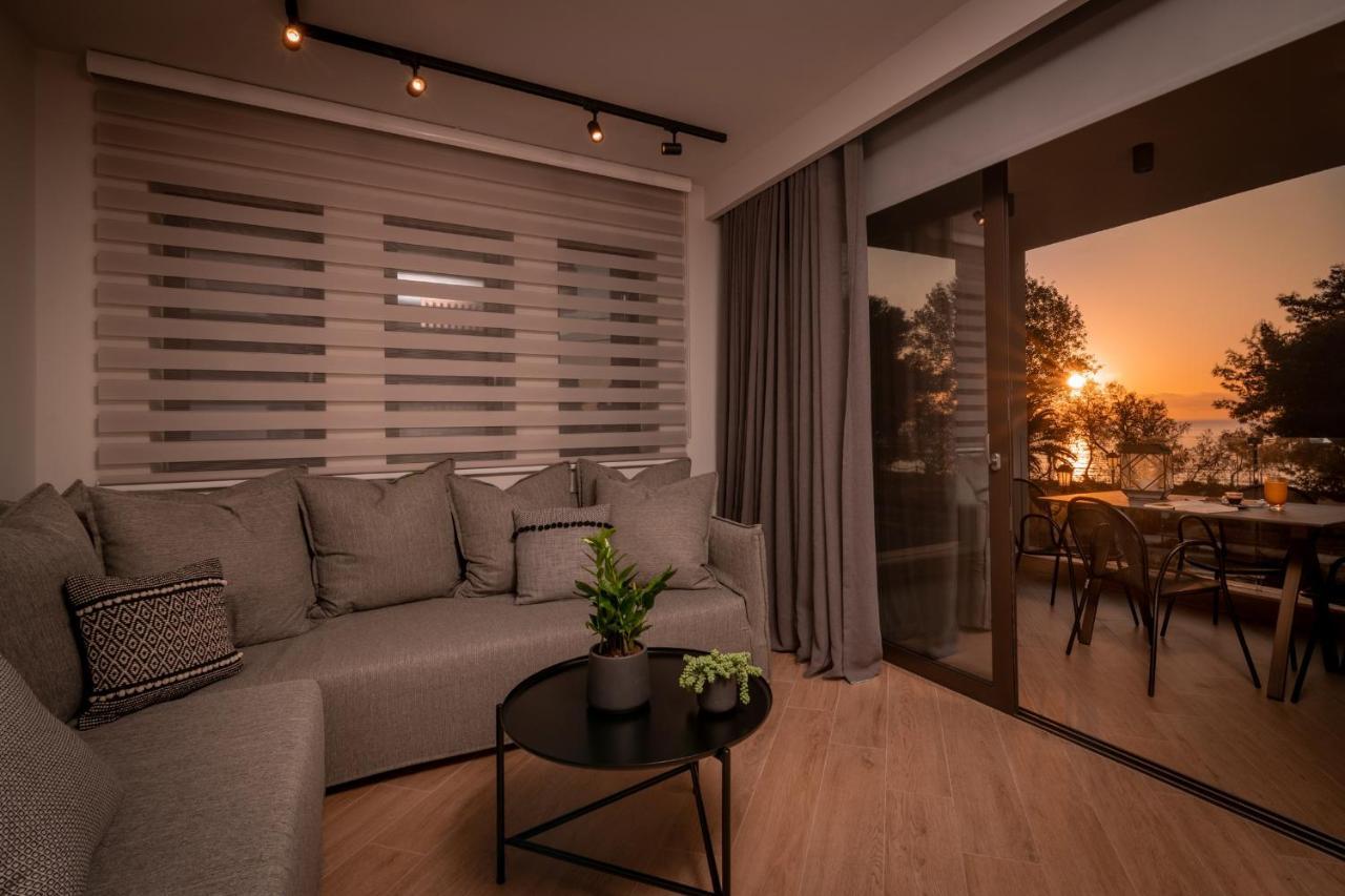 Point Ephemere Beachfront Apartments Zakynthos Town Ngoại thất bức ảnh